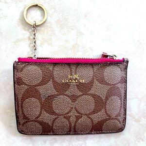 Coach Wallet, Brown with Pink Gold Zipper and Key Chain, Excellent Condition
